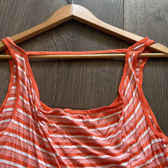 GUESS TANK TOP - Picture 3 of 6